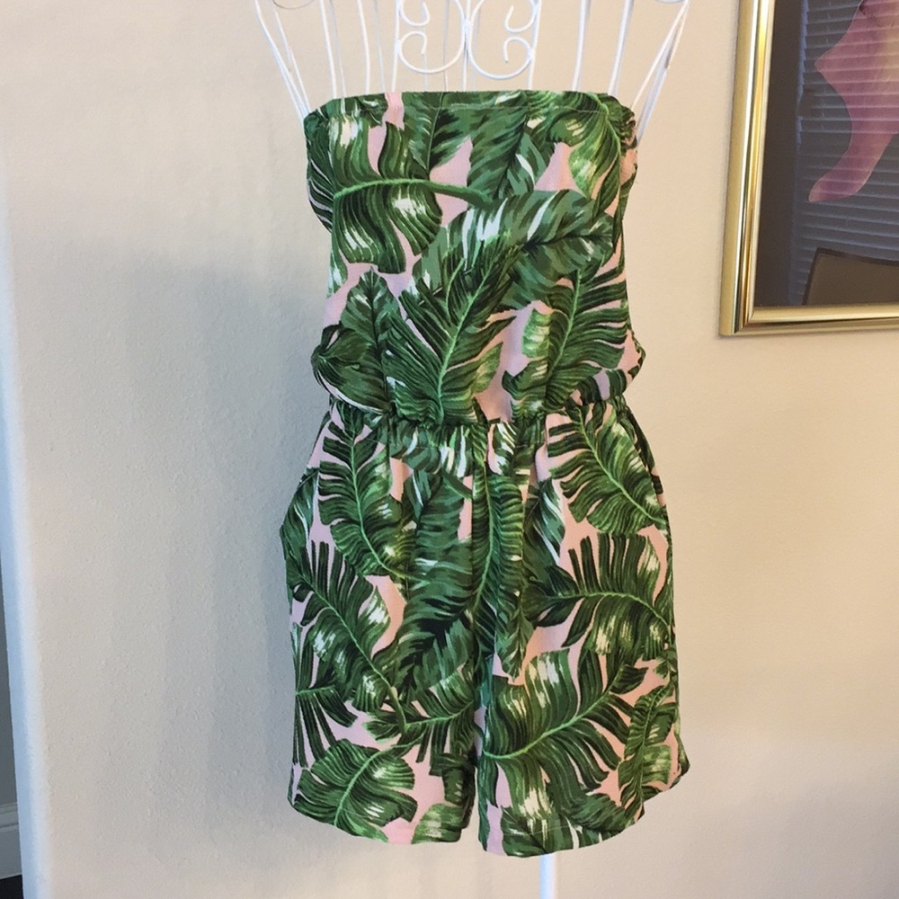 Rosette, Leaf Print, Romper, EUC, Size Medium